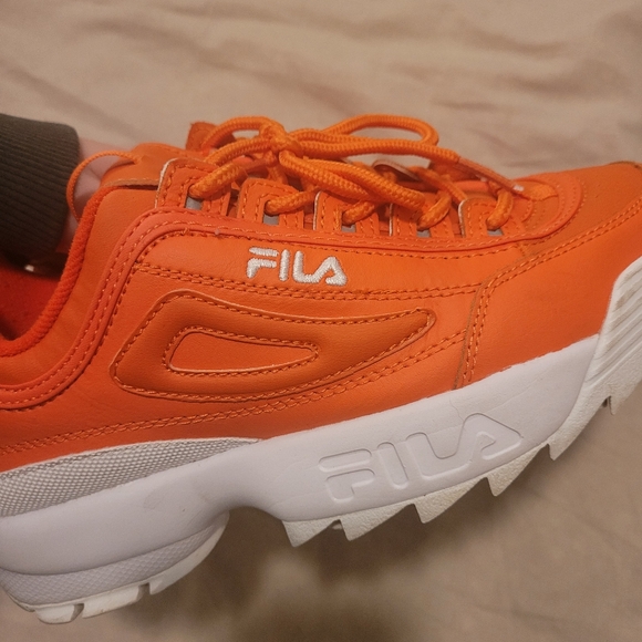 Women's Size 7 Fila Disruptor II, Orange - Picture 4 of 5